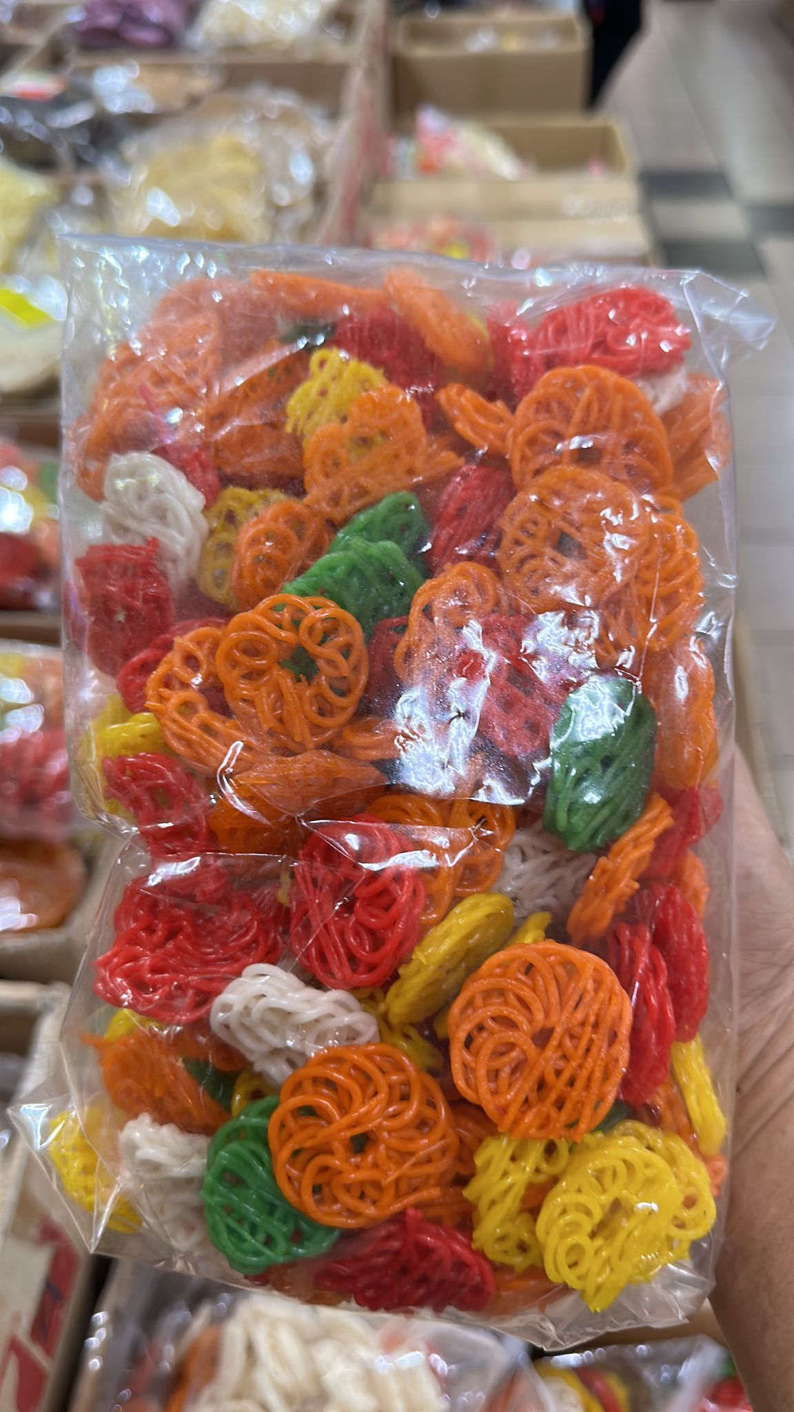 KERUPUK MAWAR/KAMPUNG RAINBOW SMALL SIZE RAW/MENTAH 1 x 500gr (SG)