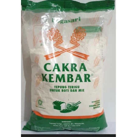 BOGASARI Tepung Terigu Segitiga Biru, Kunci Biru, Cakra Kembar 1 KG (SG)