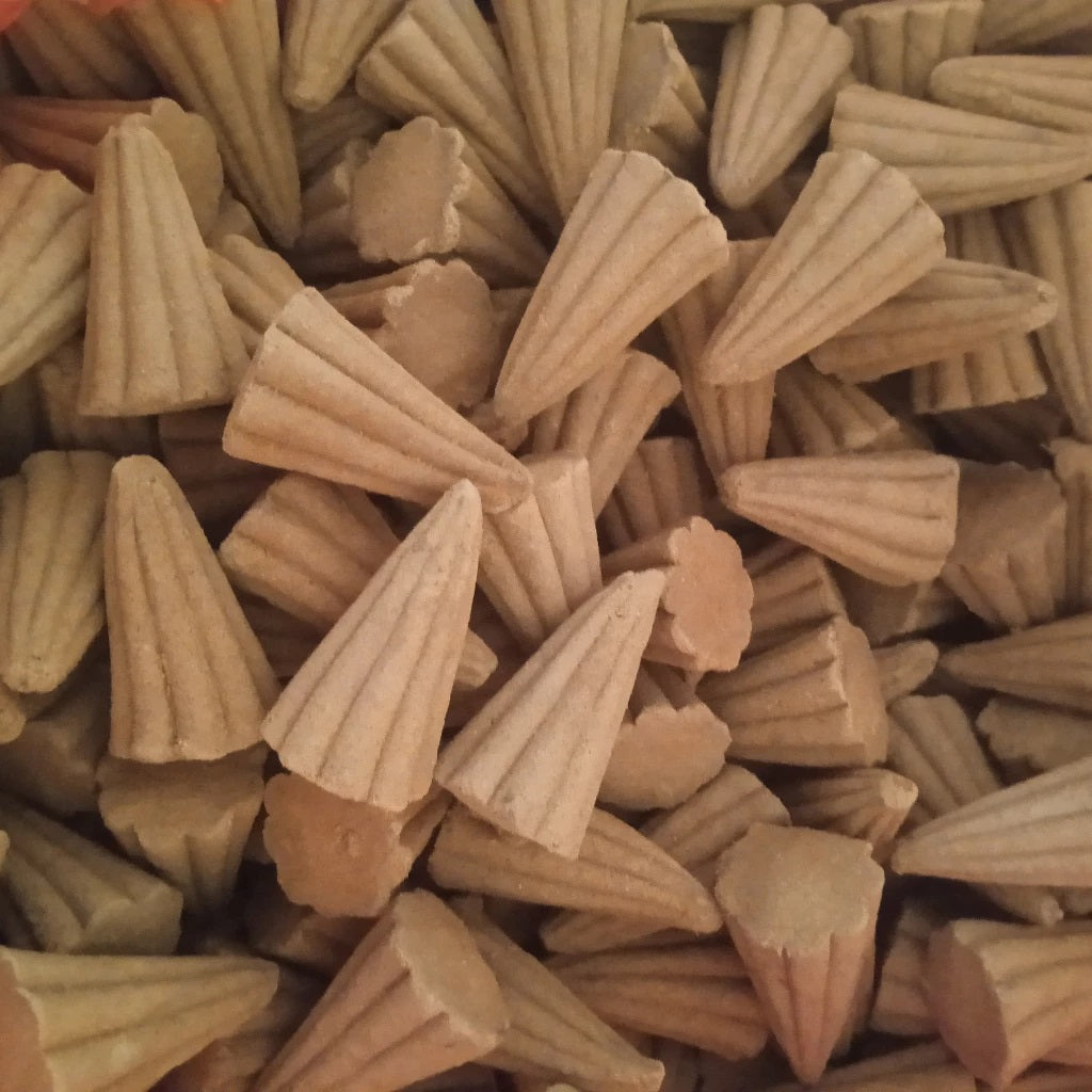 SCENTICA Bukhur Dupa Kerucut Bakar isi 15/50 pcs Aroma Terapi Pengharum Ruangan (SG)